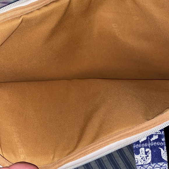 Dachee laptop bag 💙 - Picture 3 of 3